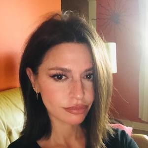 Meet your Posher, Nisia